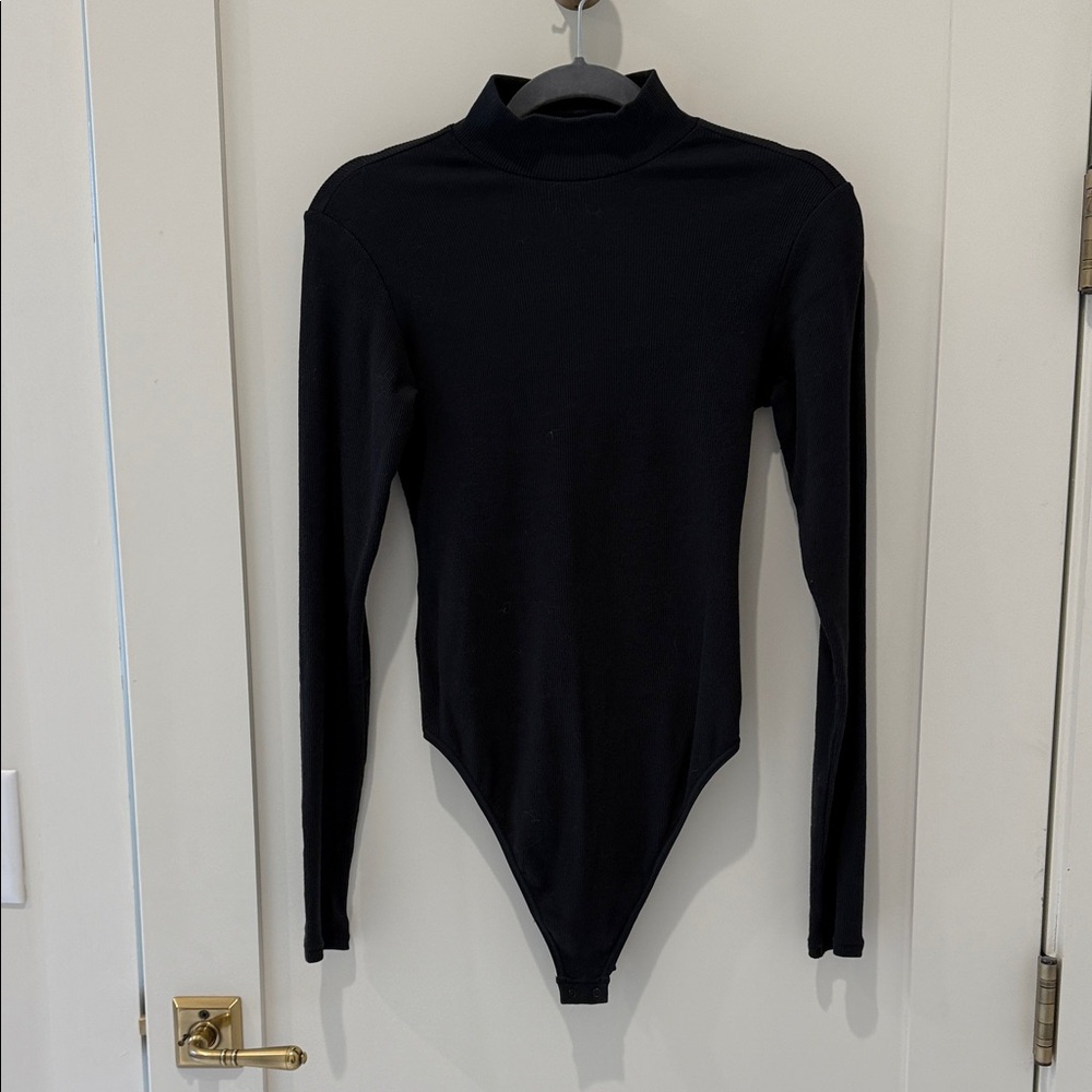 SKIMS Black Ribbed Top